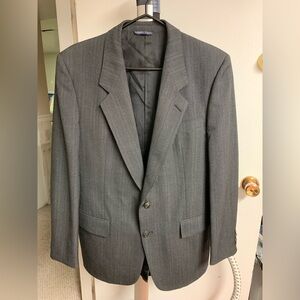 McGuire's country squire Grey gray pure virgin wool suit